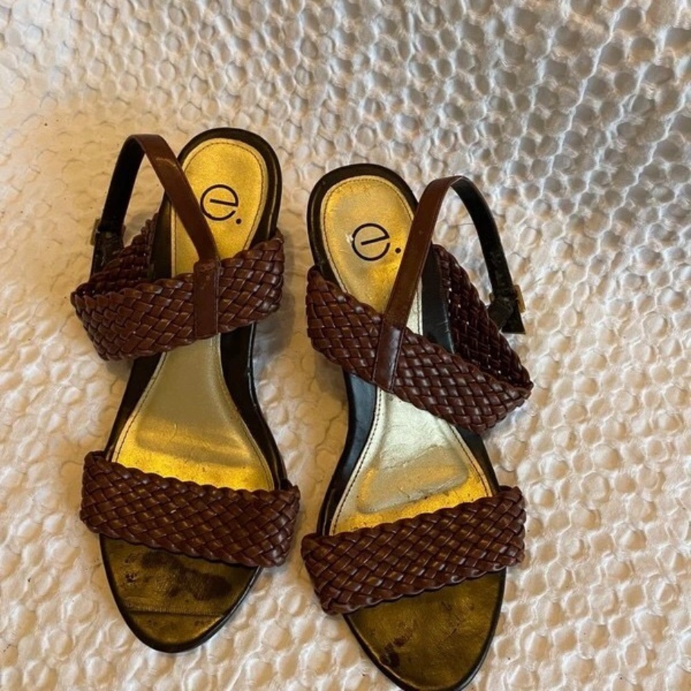 Elegant Brown Woven Sandals